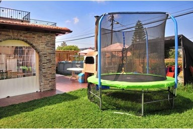 וילה דרור ונופש - בריכה מקורה וחצר