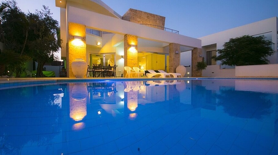 וילה איטליה 9f5eb188f8bcbdd5fd9620876b820dab (1).jpg