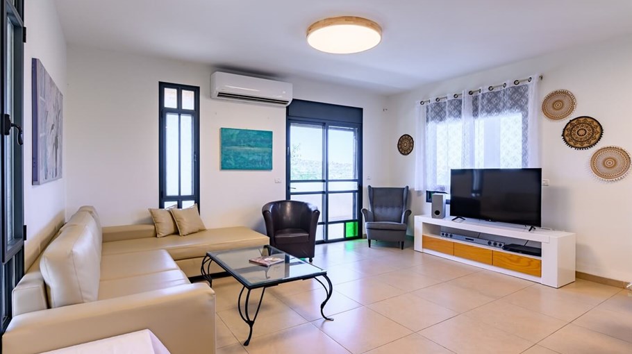 וילת נוף לאהבה פנים (1).jpg