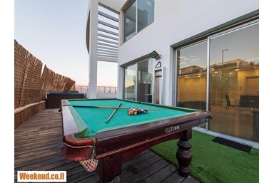 וילה רויאלטי - מתחם החוץ