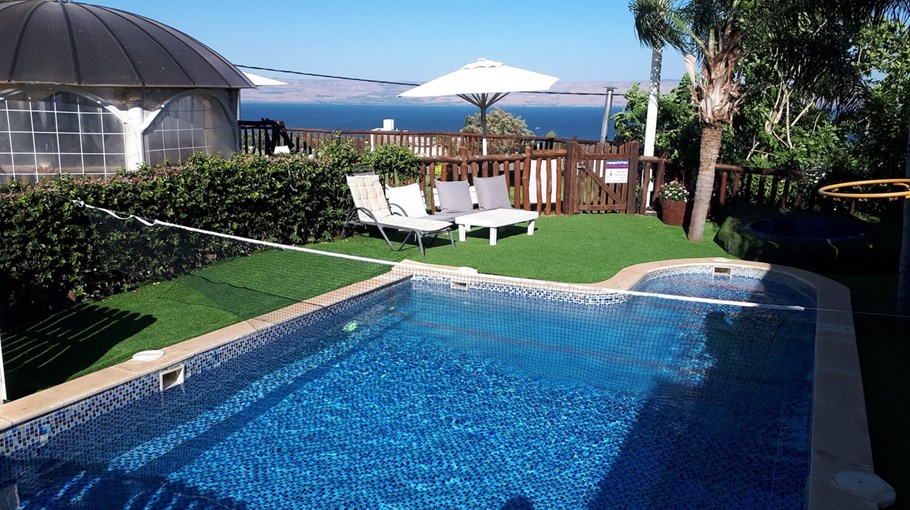 וילה בית הלוגים חדש.jpg