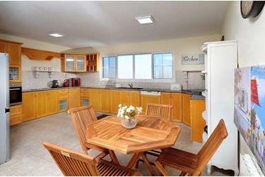 וילה נוף אלון