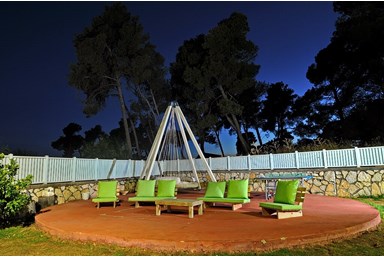 וילה נוף אלון