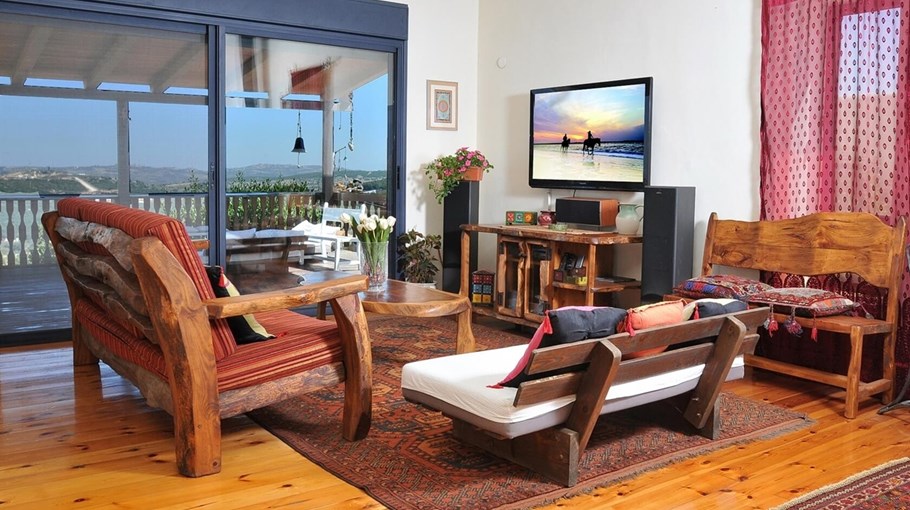 וילה על הקצה וילה על הקצה - פנים הוילה (20).jpg