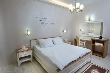 וילה פלורין אירוח בוטיק