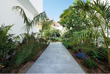 וילה גרדניה - בריכה מחוממת