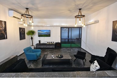 וילת סוד האושר - הוילה