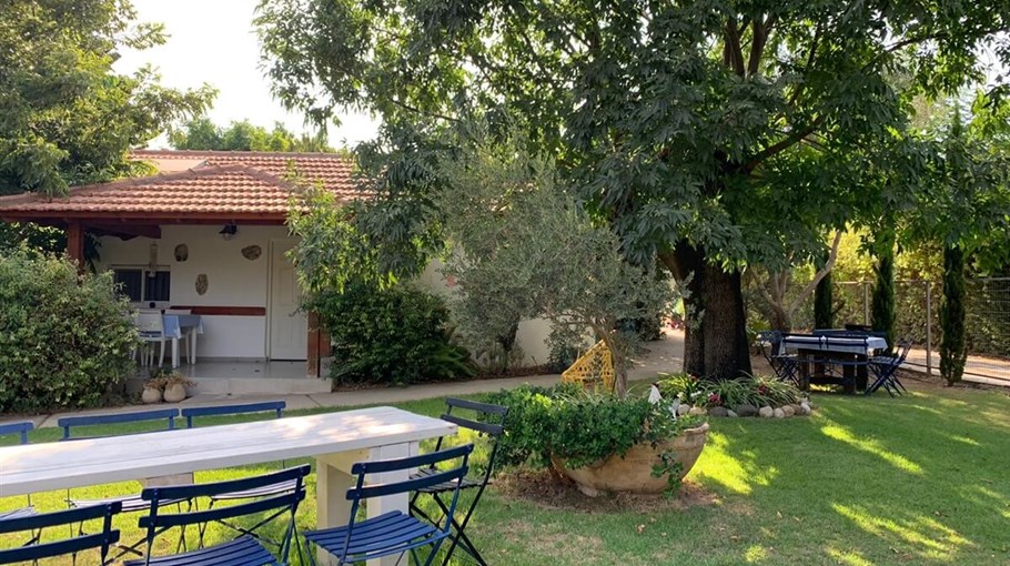 וילה אורחן חוויה חצר (6).jpeg