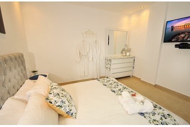 וילה אחוזת כרמל - וילה אחוזת כרמל