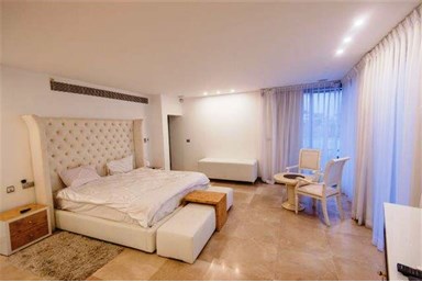 וילה מנגו - פנים הוילה