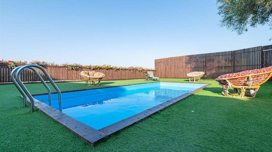 המקום בכרמל בריכה וחצר (9).jpg