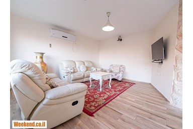 וילה המקום בכרמל - הוילה