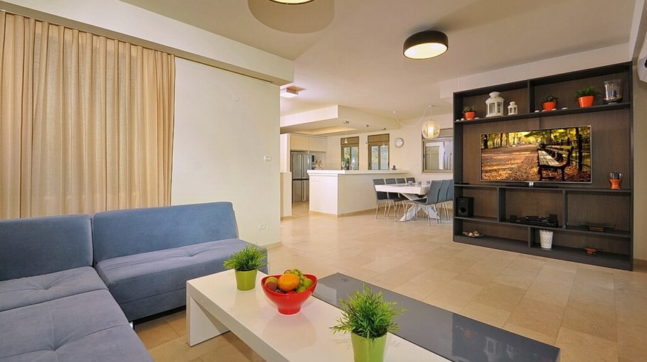 וילה בקצה ההר וילה חרמון (1).jpg