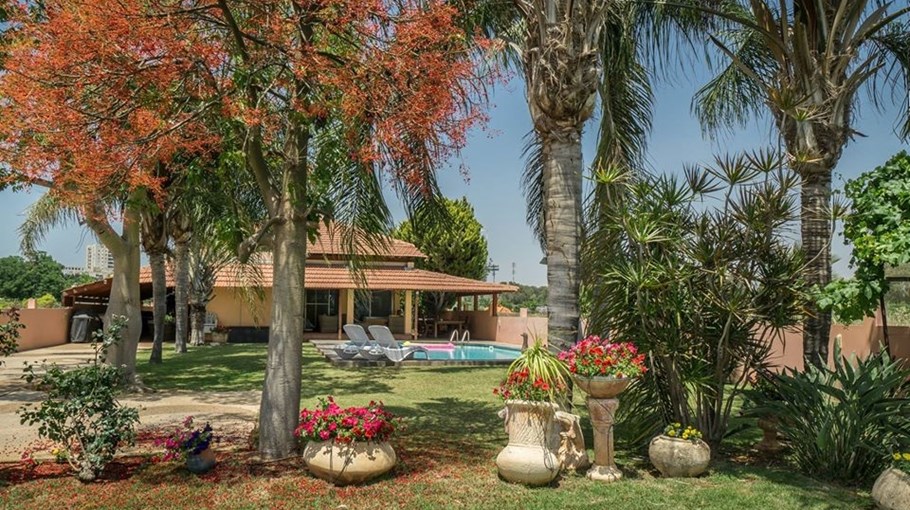 וילה H וילה H (27) הבריכה.jpg