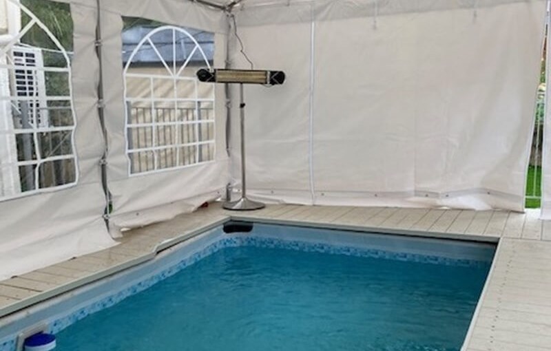 אחוזת אור הגליל אחוזת-אור-הבריכה-המחוממת-והמקורה-_2_.jpg