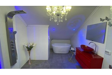 וילה אחוזת הוליווד - הוילה