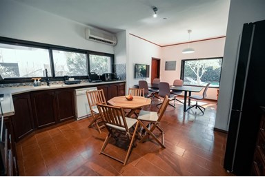 וילה מול תכלת