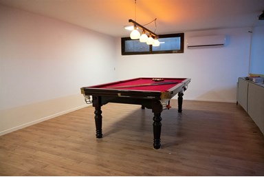 וילה מול תכלת