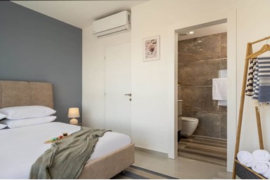 וילה פנטהאוז נוף הרים וים - הדירה