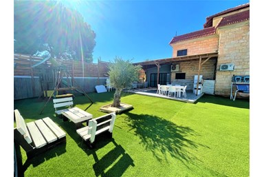 וילה חלומות אלה - מתחם החוץ והבריכה