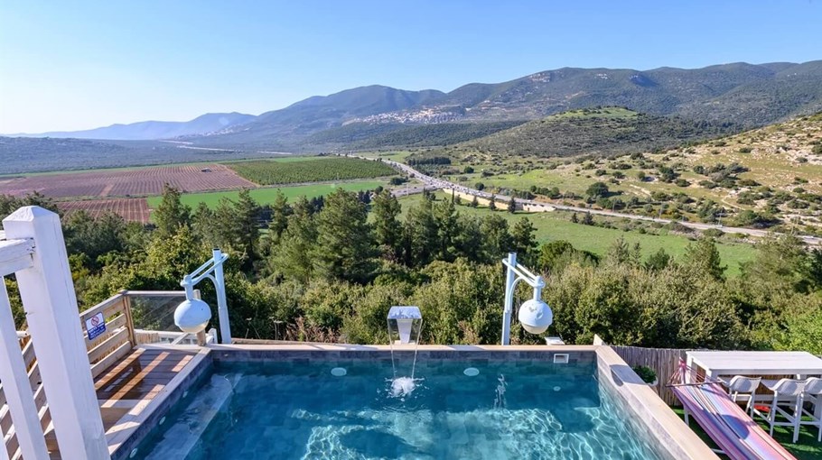 אחוזת קרן שמש חצר (16).jpg