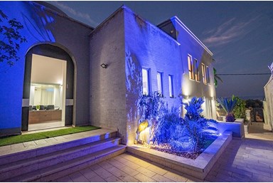 וילה עטרת החלומות - חצר, בריכה המחוממת ונוף