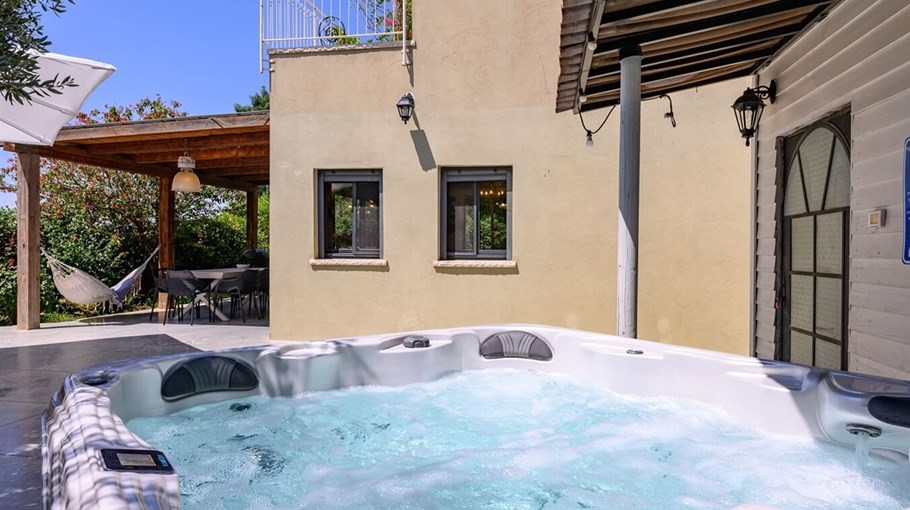 הוילה של אתי הוילה של אתי (6).jpg