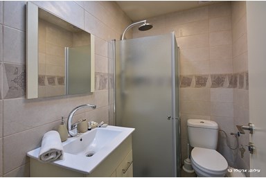 וילה מול השקיעה - הוילה