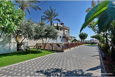 וילה מול השקיעה