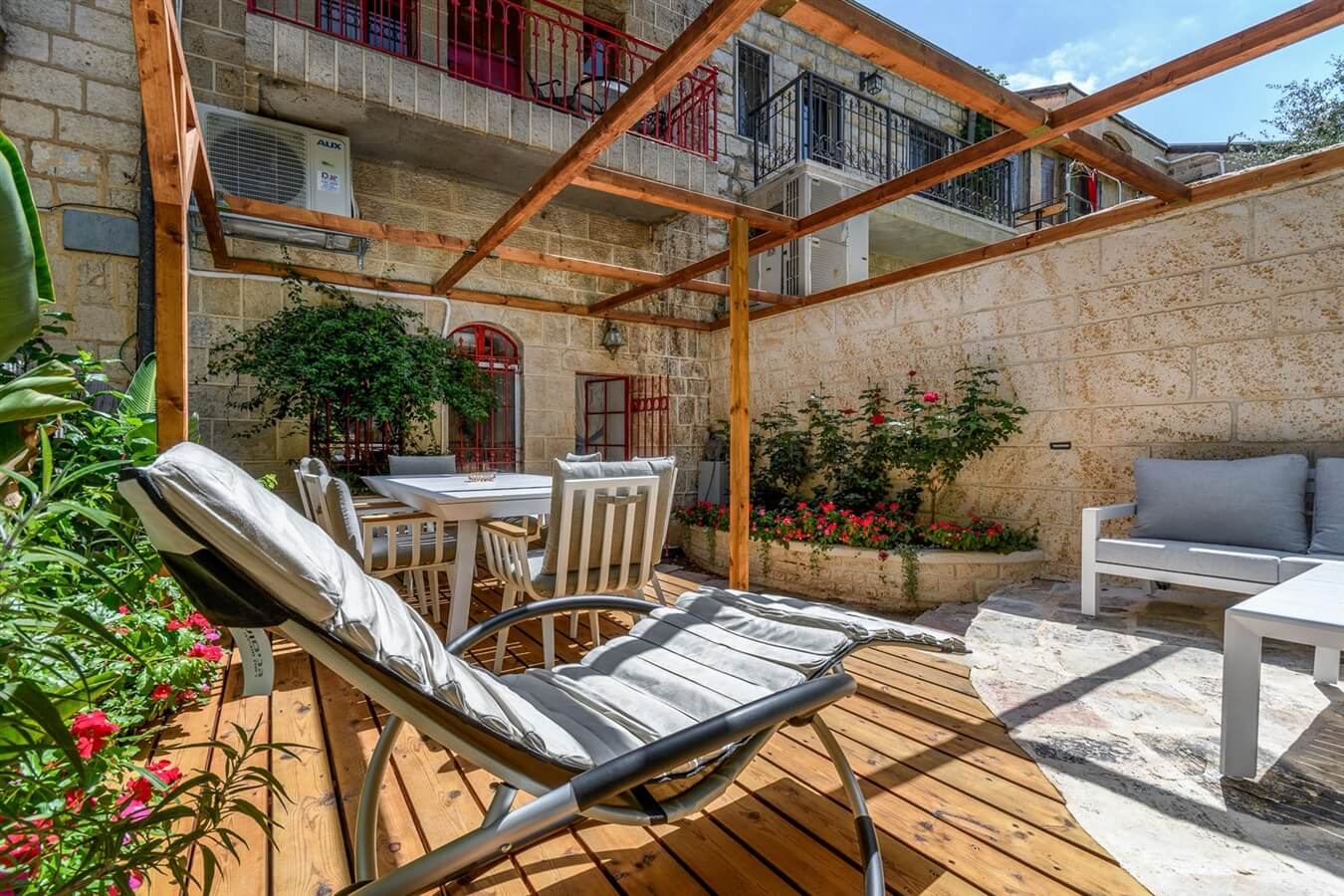 וילה נינה לאקשרי ימין משה