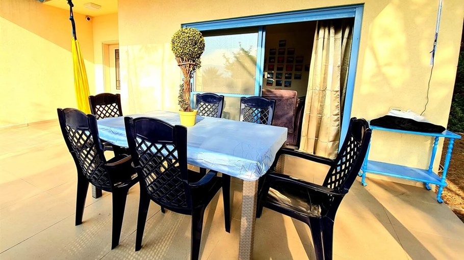 הבית של אורי ועמית חצר חדשות 5 (6).jpg