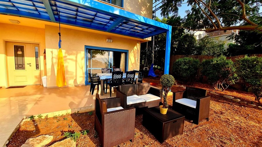 הבית של אורי ועמית חצר חדשות 5 (8).jpg