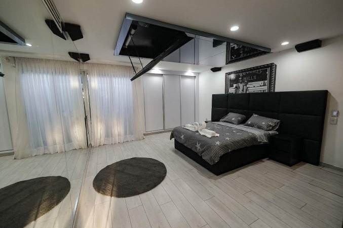 וילה בנג'מין על הים פנים הוילה (12).jpeg