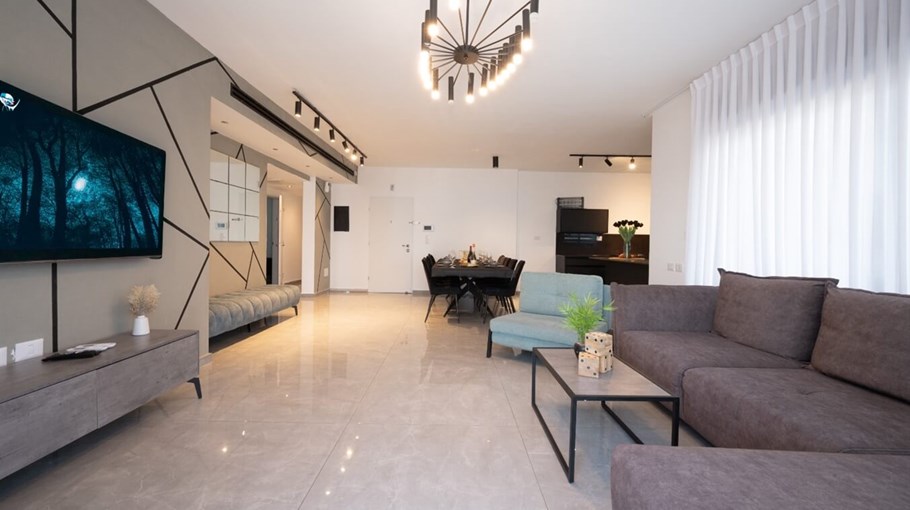 פנטהאוז בוטיק כנרת פנטהאוז גדול חדש (12).jpg