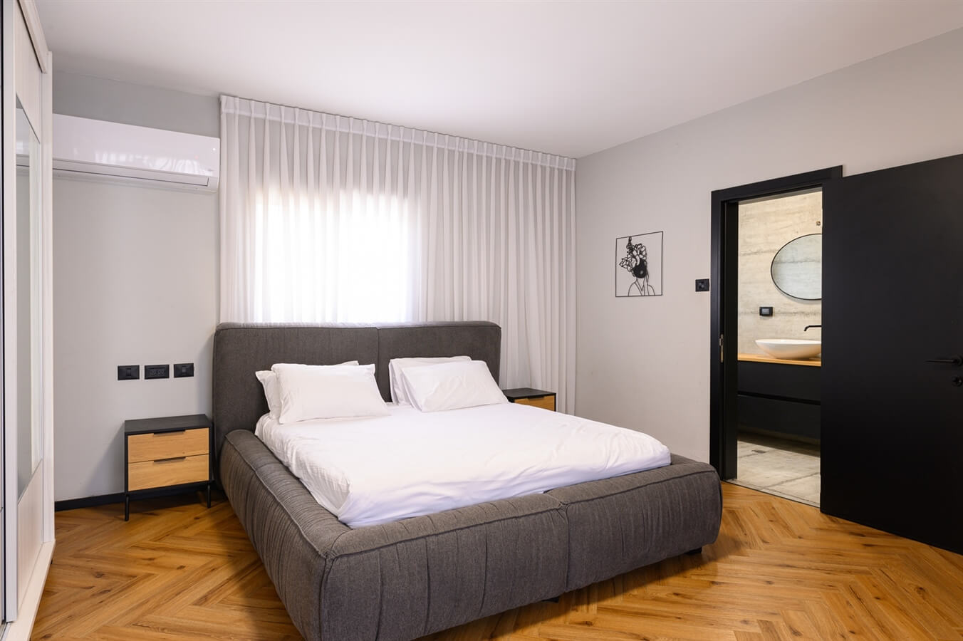 לירוי יוקרה