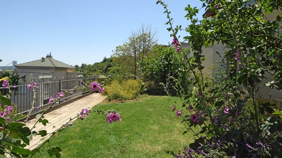 וילת החלומות בשורש החצר (6).jpg