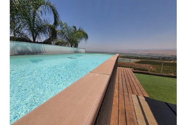 וילה ויללי - מתחם החוץ והבריכה