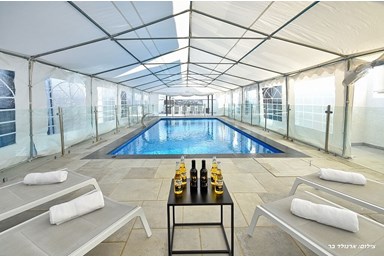 וילה אחוזת אור השחר - מתחם החוץ