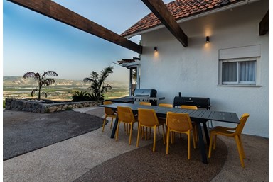 וילה לה וילה כנרת - מתחם חוץ