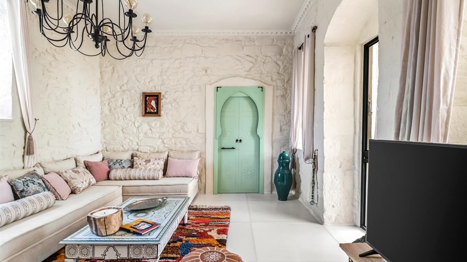 לה ריאד מימי - Mimi Le Riad פנים (24).jpg