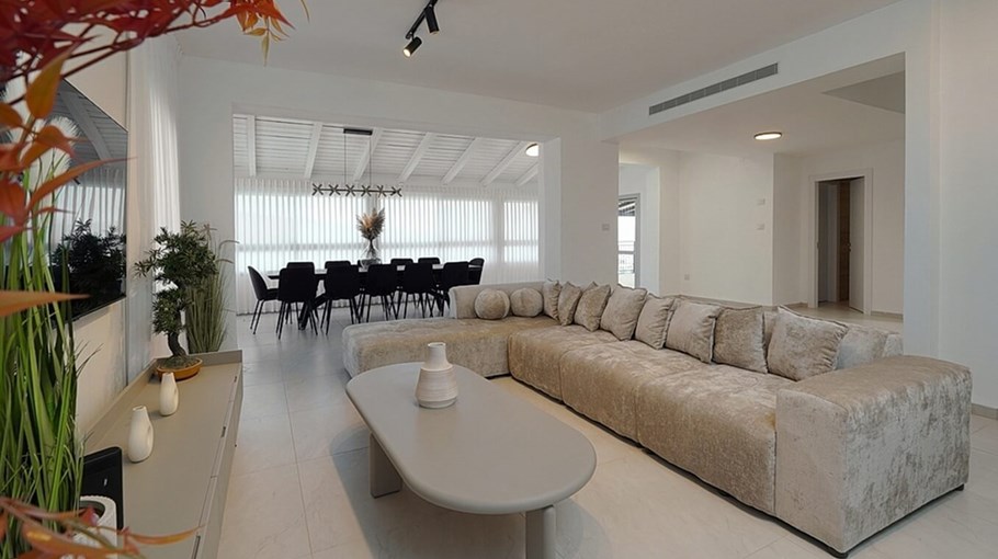 וילה ג'נסיס ARN09754_0.jpg